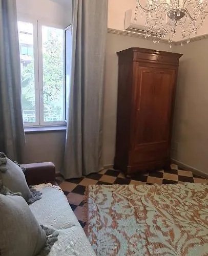 Apartment Casa Di Paola Via Napoli *